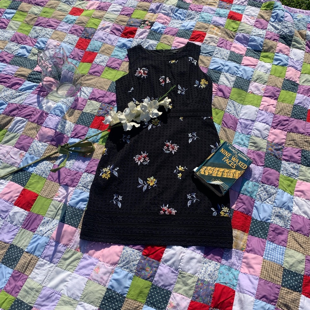 Ann Taylor Black Embroidered Floral Dress